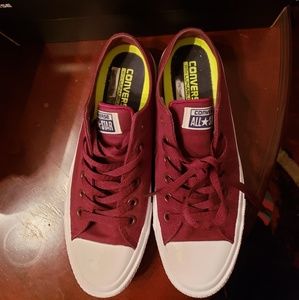 Burgundy converse shoes